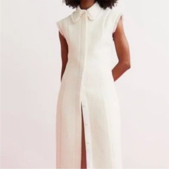 Old Money - Elegant White Boucle Sleeveless Dress - Picture 3 of 6